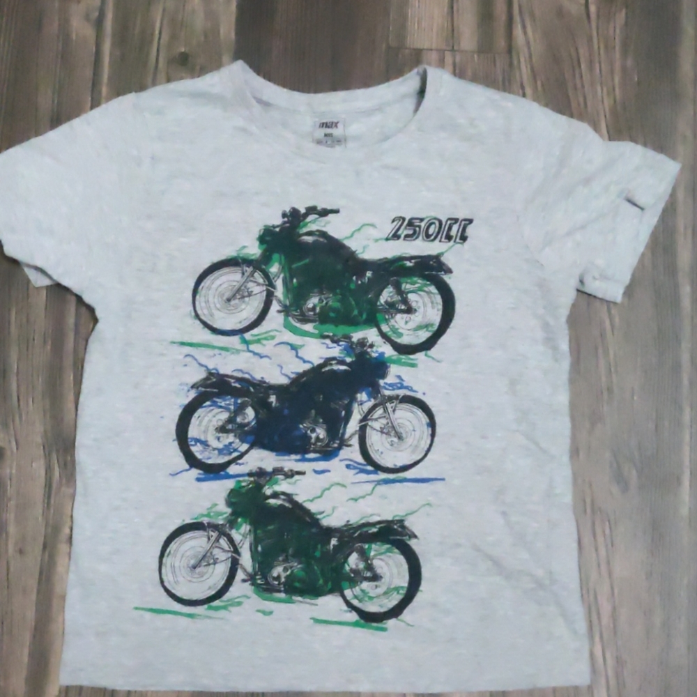 Kids t- shirt